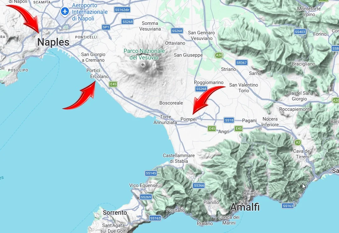 Bay of Naples map showing the three access bases for Mount Vesuvius: Naples to the northwest, Ercolano (Herculaneum Scavi) directly west of the volcano under the Parco Nazionale del Vesuvio, and Pompei (Pompei Scavi) to the southeast. Sorrento sits across the bay to the south, Amalfi further east.